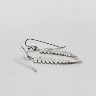 Single Leaf earrings