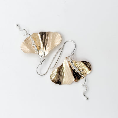 Ginkgo earrings with vine