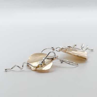 Ginkgo earrings with vine