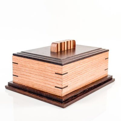 Decoration box with handmade handle