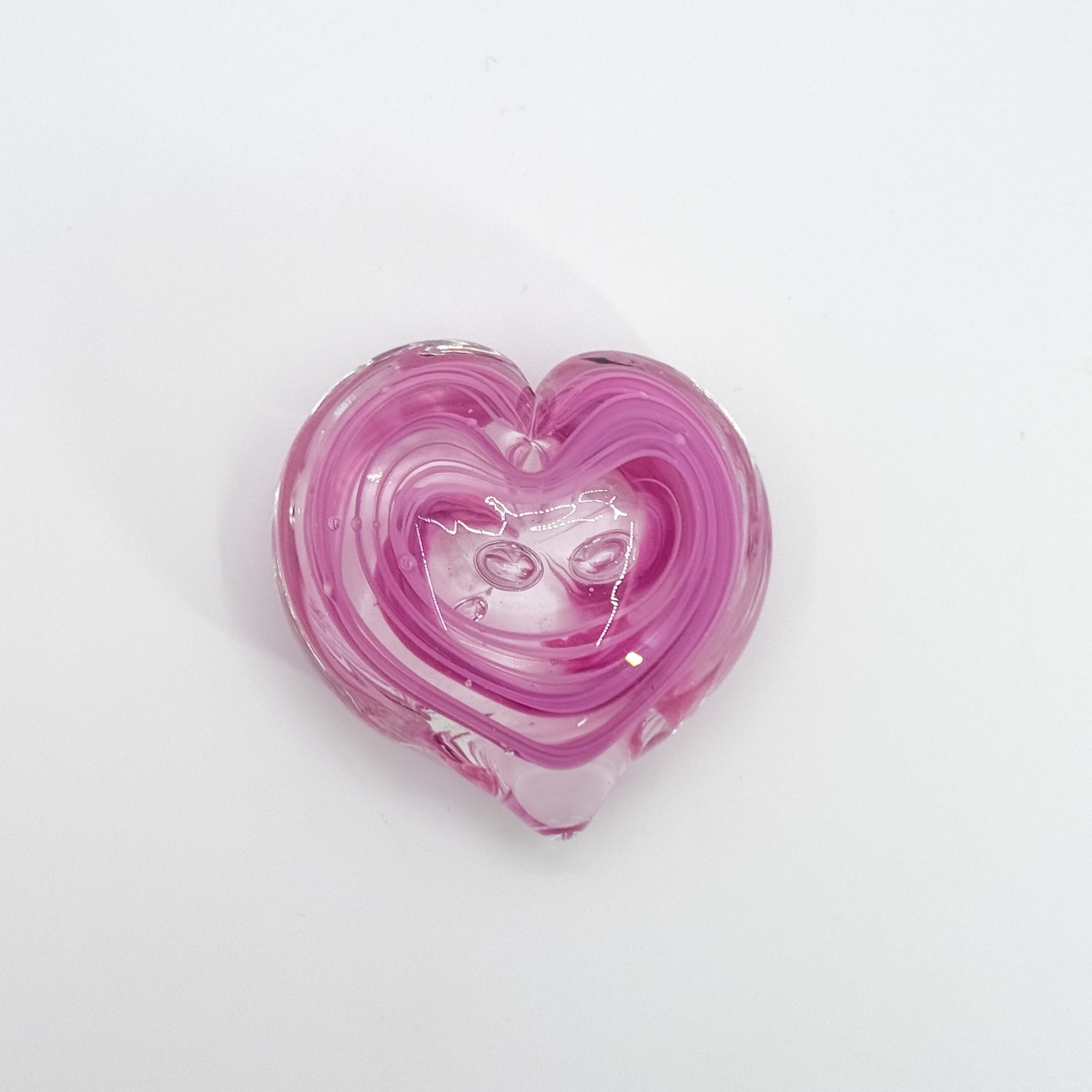 Light pink paperweight heart