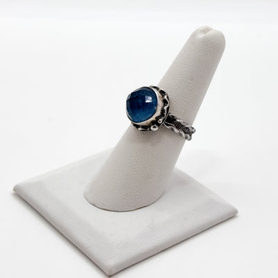 Apatite Quartz Doublet Duke Band Ring