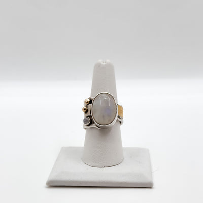 Deckled crotch hugger oval moonstone cabochon ring